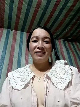 Snapshot of Bliss_rose chatting on October 2025 11:58:02 PM Bliss rose online show from October 2025 11:58:02 PM