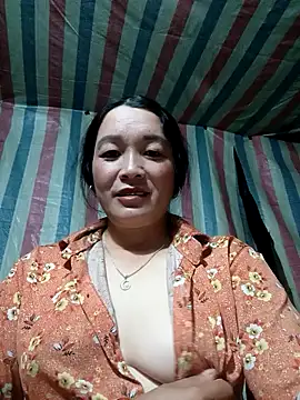 Snapshot of Bliss_rose chatting on October 2025 12:28:02 PM Bliss rose online show from October 2025 12:28:02 PM