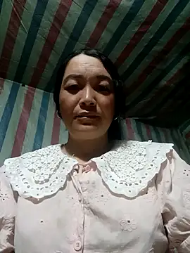 Snapshot of Bliss_rose chatting on September 2025 11:19:02 PM Bliss rose online show from September 2025 11:19:02 PM