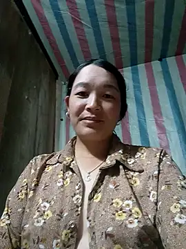 Snapshot of Bliss_rose chatting on October 2025 03:35:02 PM Bliss rose online show from October 2025 03:35:02 PM