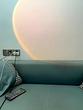 xiaoqiao ss online show from October 2025 02:15:01 AM