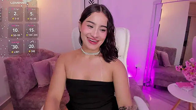 Saskia litt online show from November 2025 08:46:02 AM