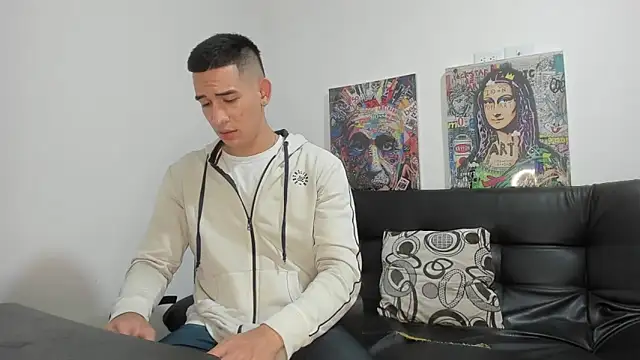 Mike3Xxx online show from September 2025 01:56:02 AM