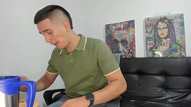 Mike3Xxx online show from September 2025 01:34:02 AM