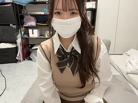 nano-da-u online show from October 2025 02:17:02 PM