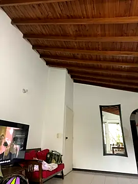 Paulina-Wells online show from October 2025 08:21:01 PM