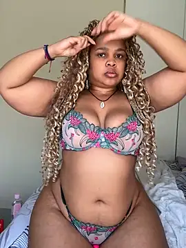 XXXquisiteVixen online show from November 2025 02:40:02 PM