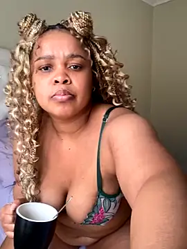 XXXquisiteVixen online show from October 2025 10:07:01 AM