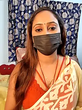 Cute-lusi online show from November 2025 07:39:02 PM