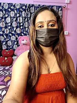 Cute-lusi online show from March 2026 06:42:02 PM