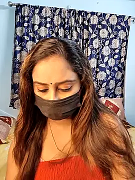 Cute-lusi online show from October 2025 07:04:01 PM