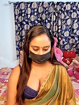 Cute-lusi online show from December 2025 07:04:02 PM