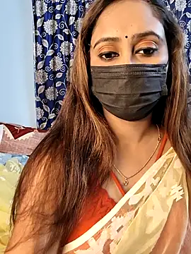 Cute-lusi online show from October 2025 06:53:02 PM