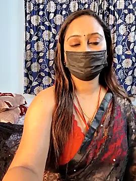 Cute-lusi online show from November 2025 07:36:02 PM