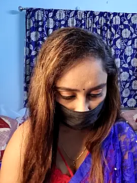 Cute-lusi online show from September 2025 06:53:01 PM