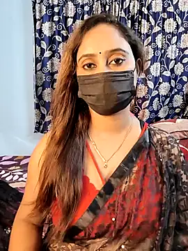 Cute-lusi online show from October 2025 04:28:01 PM