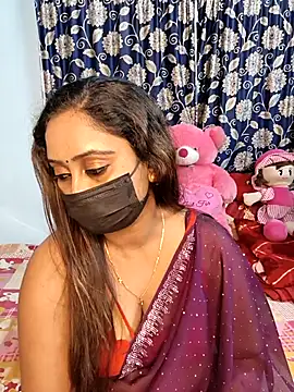 Cute-lusi online show from December 2025 11:21:02 PM