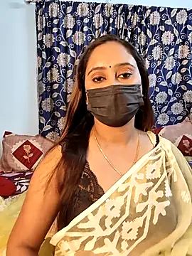 Cute-lusi online show from October 2025 01:12:02 PM