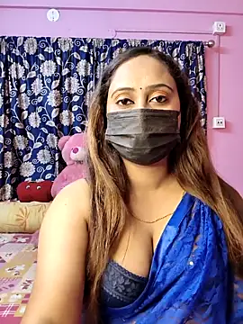 Cute-lusi online show from April 2026 07:39:02 PM