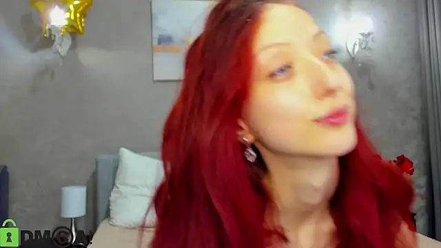 Snapshot of Daria_J chatting on November 2025 04:05:01 AM Daria J online show from November 2025 04:05:01 AM