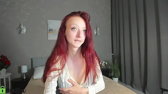 Snapshot of Daria_J chatting on July 2026 04:12:02 AM Daria J online show from July 2026 04:12:02 AM