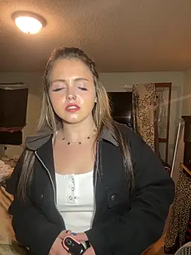 JuicyExxxperience online show from October 2025 10:03:02 AM