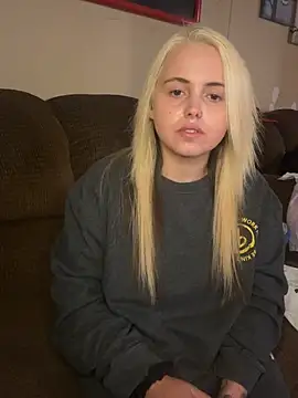 JuicyExxxperience online show from March 2026 02:13:01 PM