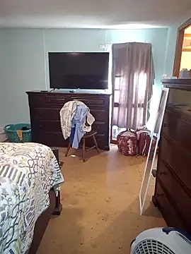 JuicyExxxperience online show from November 2025 02:32:01 PM