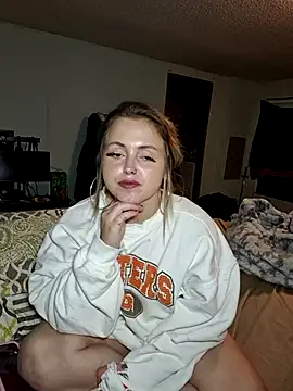 JuicyExxxperience online show from October 2025 11:30:01 AM