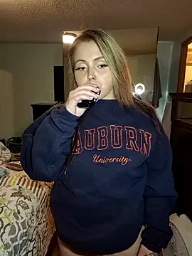 JuicyExxxperience online show from November 2025 01:37:01 PM