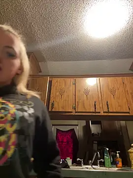 JuicyExxxperience online show from February 2026 02:24:02 PM