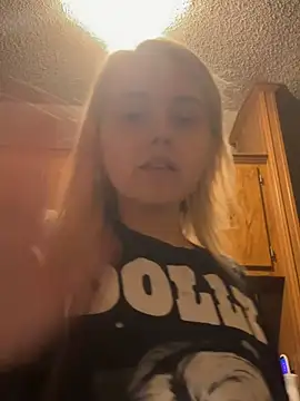 JuicyExxxperience online show from February 2026 12:48:01 PM