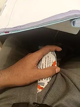 hotboy43339 online show from October 2025 11:53:01 AM