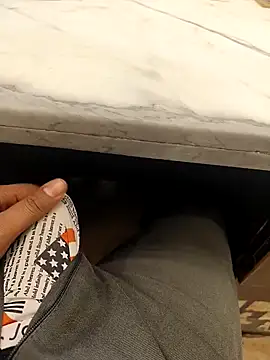 hotboy43339 online show from March 2026 04:19:02 PM