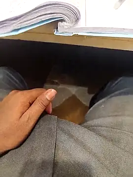 hotboy43339 online show from January 2026 02:49:02 AM