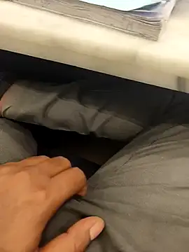 hotboy43339 online show from February 2026 09:00:02 AM