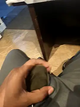 hotboy43339 online show from November 2025 02:27:01 AM