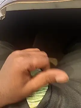 hotboy43339 online show from January 2026 04:19:01 AM