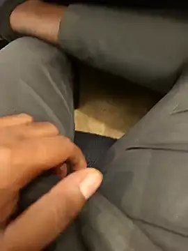 hotboy43339 online show from October 2025 02:44:01 AM