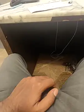 hotboy43339 online show from February 2026 04:27:01 PM