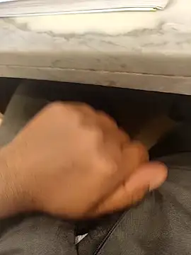 hotboy43339 online show from February 2026 10:36:01 AM