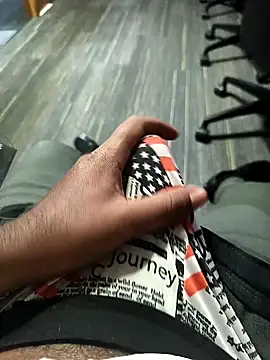 hotboy43339 online show from November 2025 08:23:02 PM