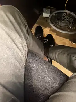 hotboy43339 online show from October 2025 09:21:02 AM