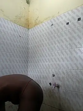 hotboy43339 online show from September 2025 05:24:02 AM