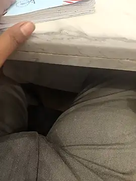 hotboy43339 online show from December 2025 09:15:01 AM