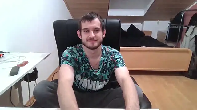 Bez3ybik online show from October 2025 02:43:02 AM