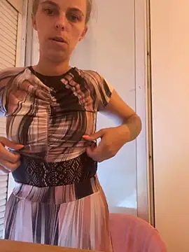 BrumeLove online show from June 2026 09:53:01 AM