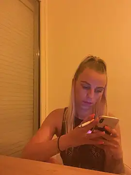 BrumeLove online show from May 2026 08:41:01 PM