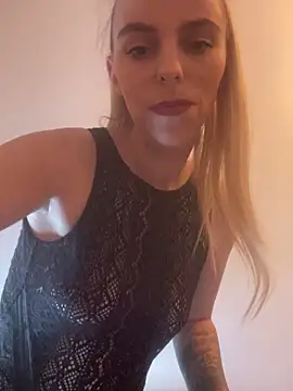 BrumeLove online show from April 2026 09:33:01 AM