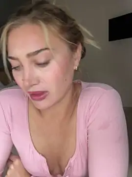 auriangel online show from March 2026 02:08:01 AM